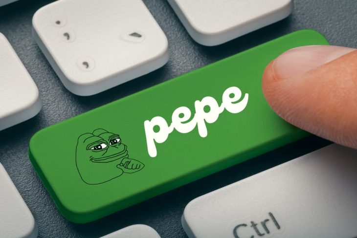 PEPE: удержит ли цену в районе $0.000007 и что это значит для прогноза на 2025 год